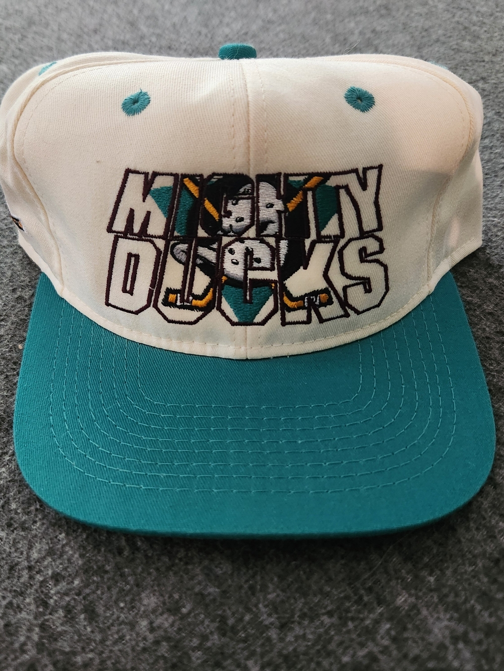 VTG 90s Anaheim Mighty Ducks Snapback Hat